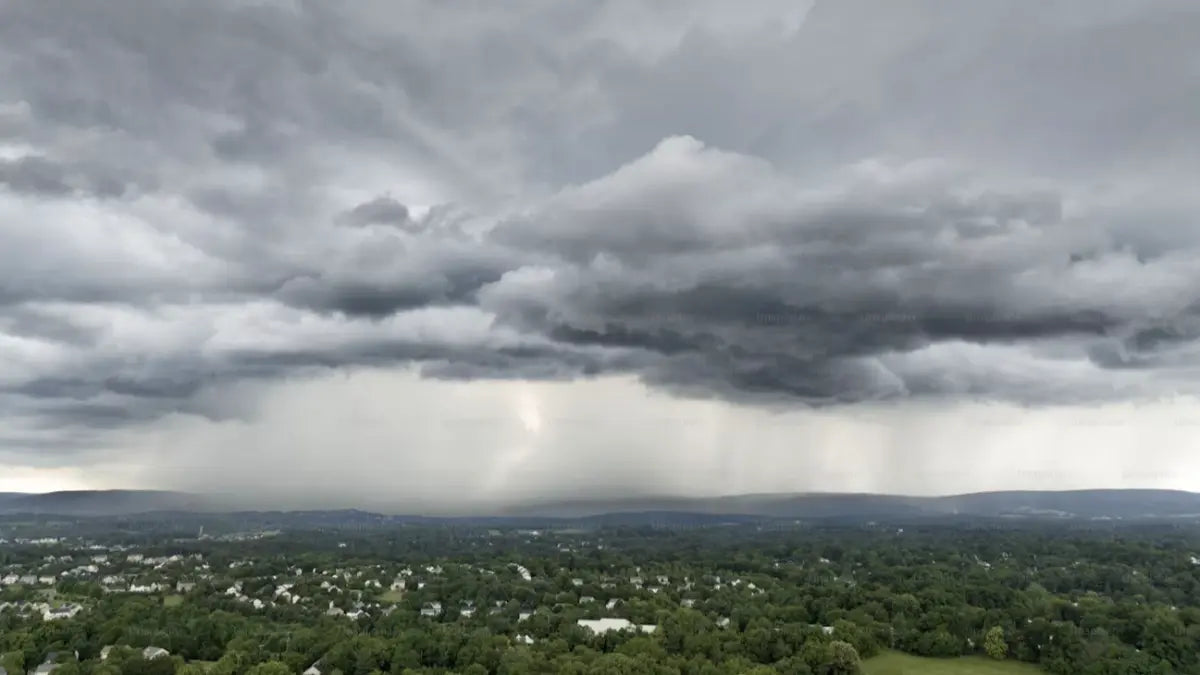 dark clouds in the sky before a rainstorm – not safe for drone flying